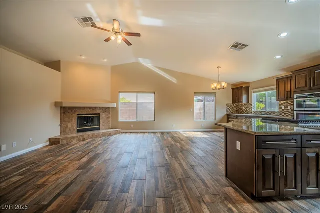 $2,995 | 921 San Bruno Avenue, Henderson, NV 89002