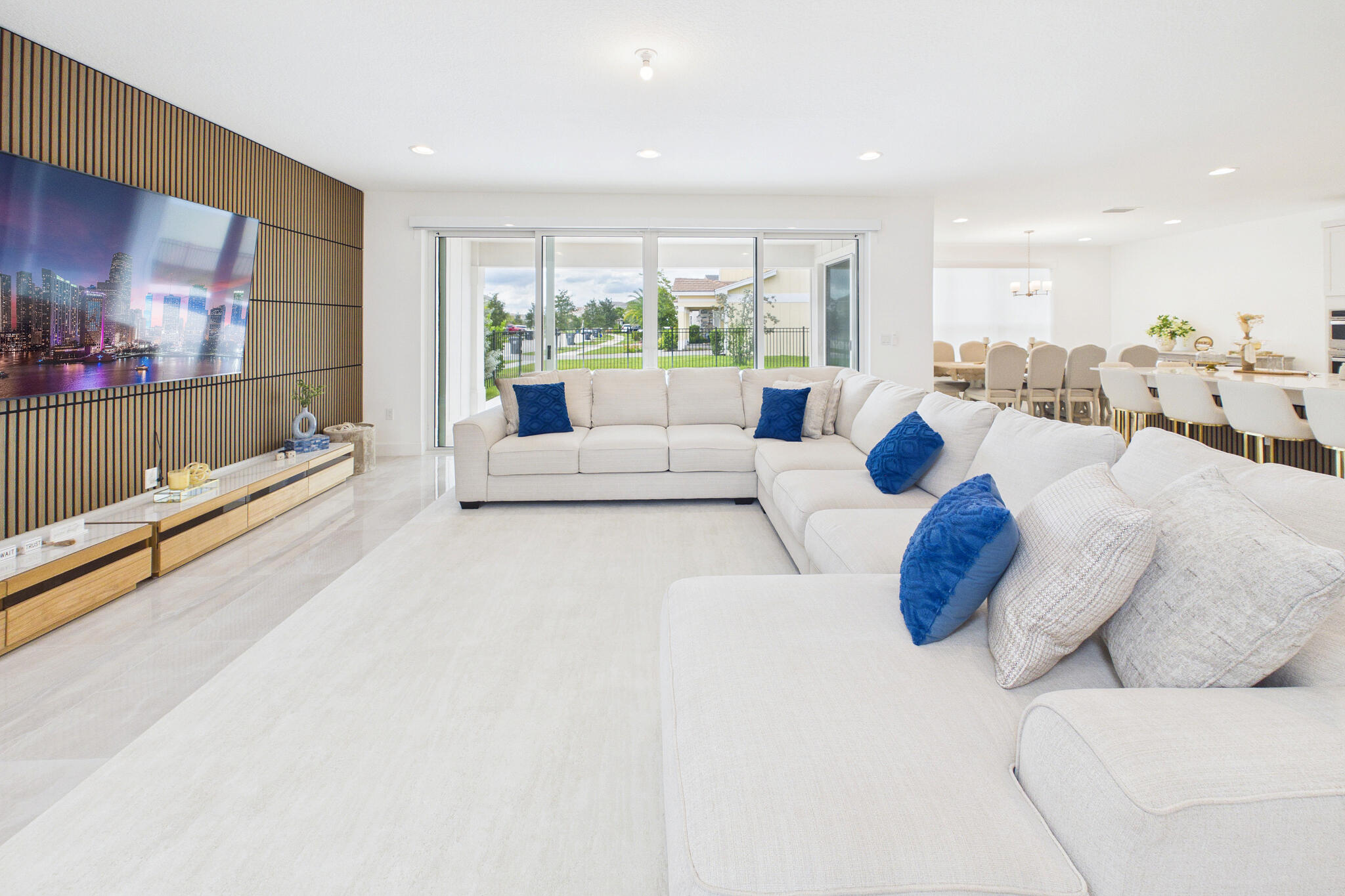 19243 Rolling Acrs Road Loxahatchee, FL 33470 - Photo 5 of 137 Living Room