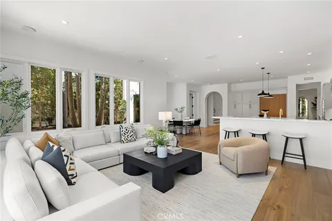 $6,995,000 | 15 Seabluff, Newport Beach, CA 92660