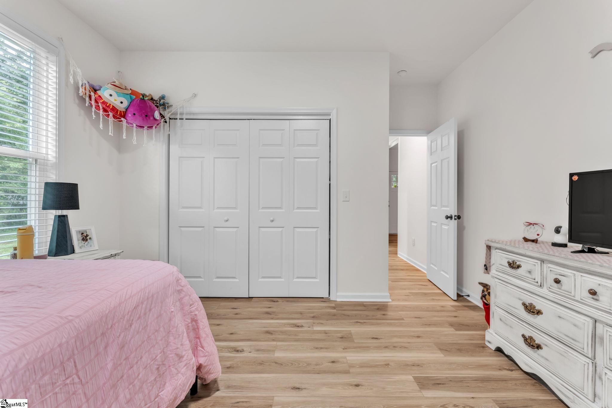 404 Burrell Street Pendleton, SC 29670 - Photo 19 of 33
