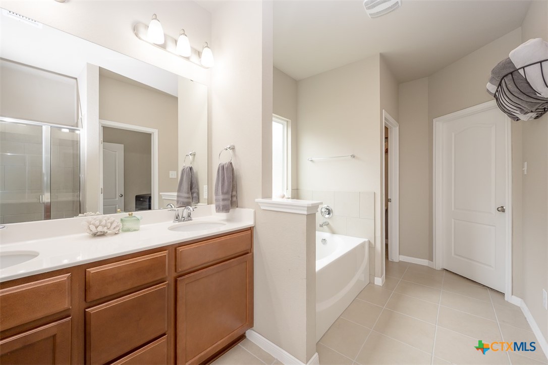 6148 Wheaton Loop Temple, TX 76502 - Photo 5 of 27