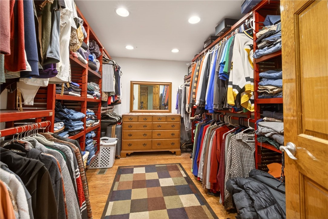 5951 Holmes Hill Road Livonia, NY 14435 - Photo 22 of 35 Walk-in closet in primary suite