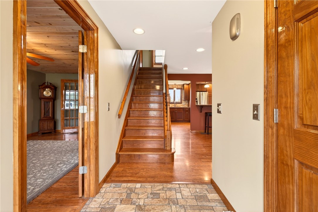 5951 Holmes Hill Road Livonia, NY 14435 - Photo 5 of 35