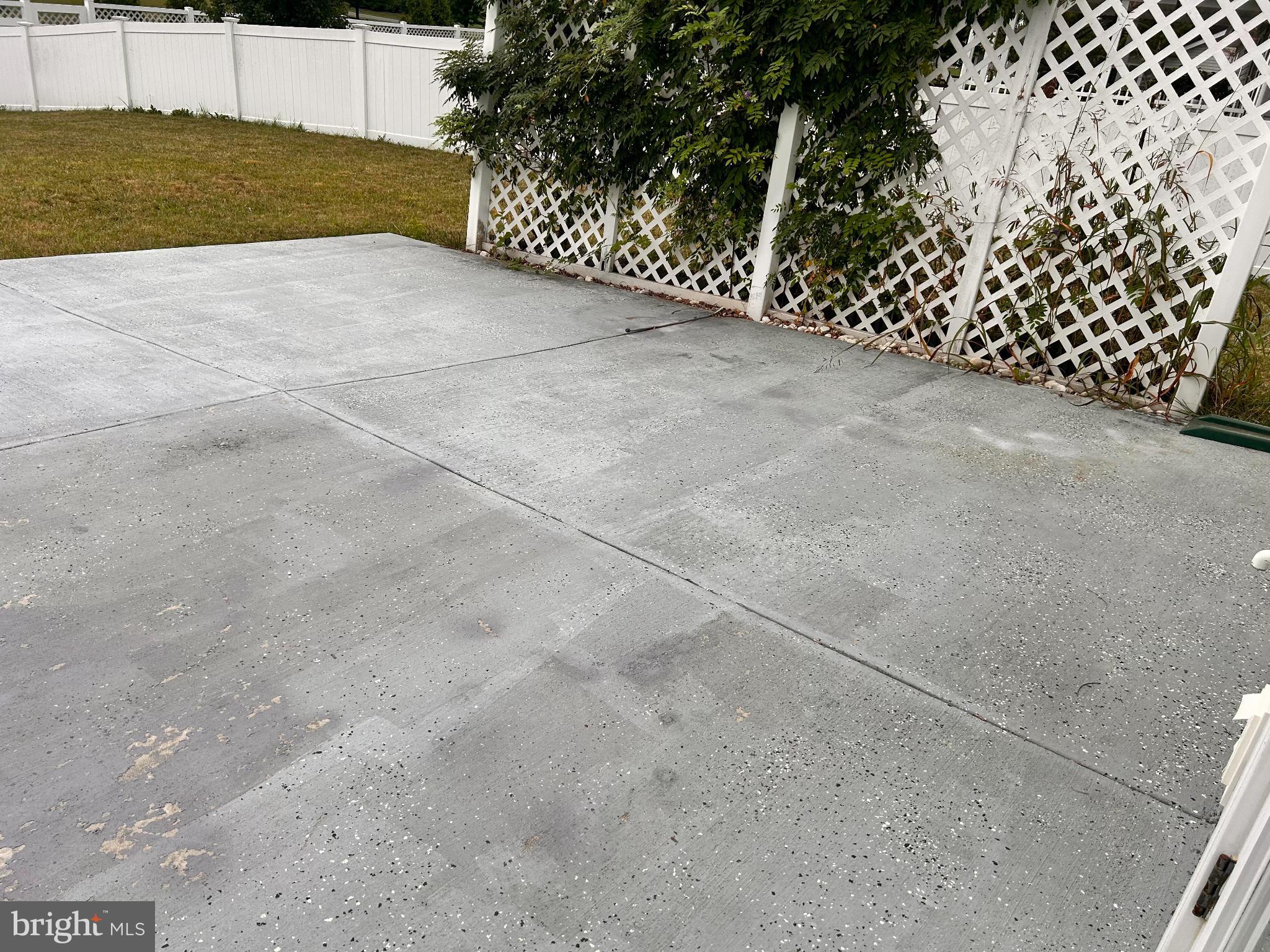 52 Harness Race Road Martinsburg, WV 25404 - Photo 3 of 16 a view of a garden