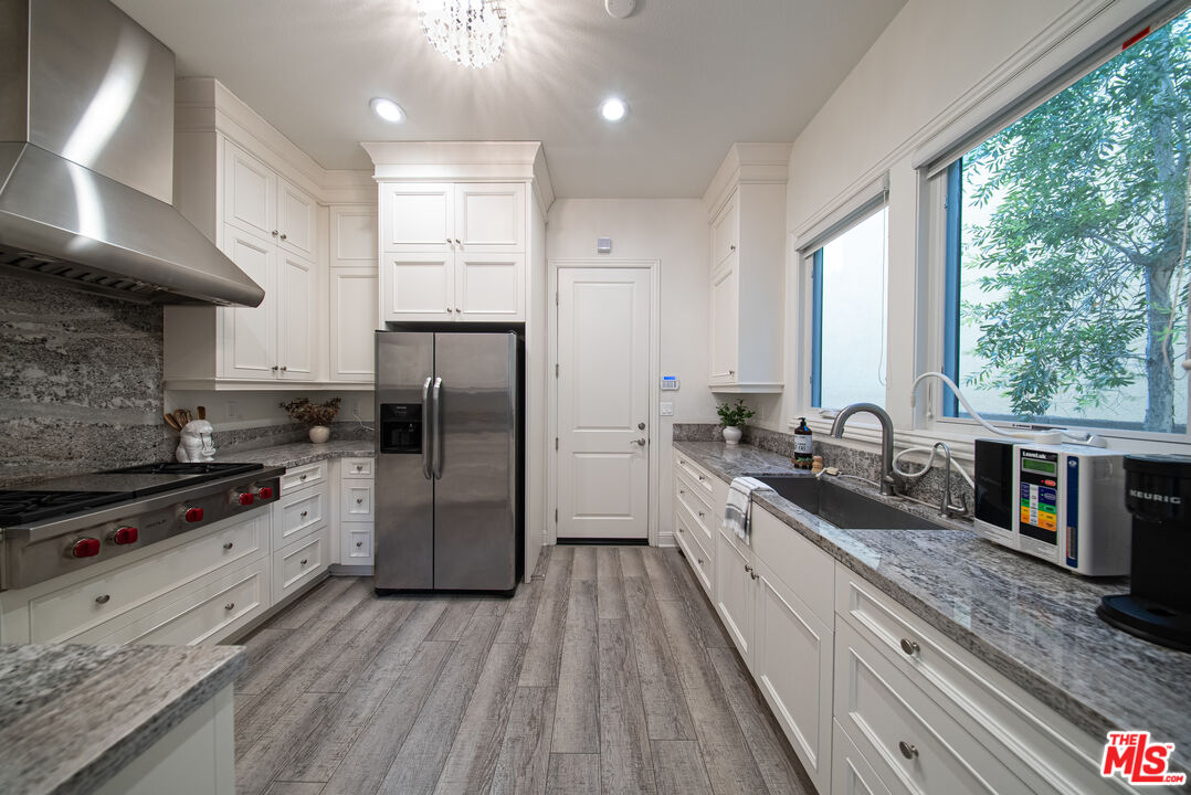 20111 Piccadilly Lane Porter Ranch, CA 91326 - Photo 11 of 64