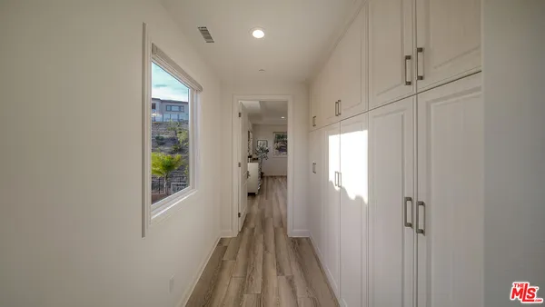$3,799,000 | 20111 Piccadilly Lane, Porter Ranch, CA 91326
