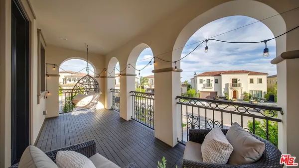 $3,799,000 | 20111 Piccadilly Lane, Porter Ranch, CA 91326