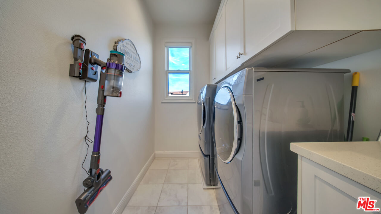 20111 Piccadilly Lane Porter Ranch, CA 91326 - Photo 38 of 64