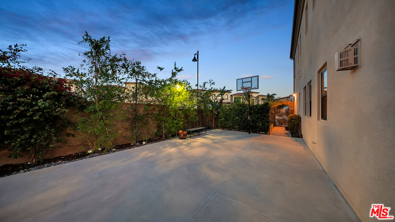 20111 Piccadilly Lane Porter Ranch, CA 91326 - Photo 55 of 64