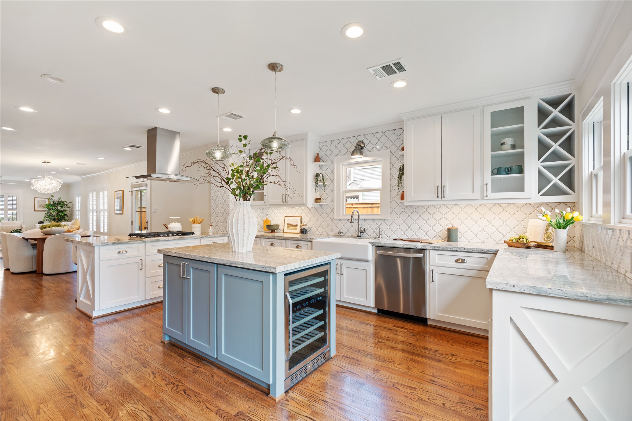 1111 Le Green Street Houston, TX 77009 - Photo 3 of 37