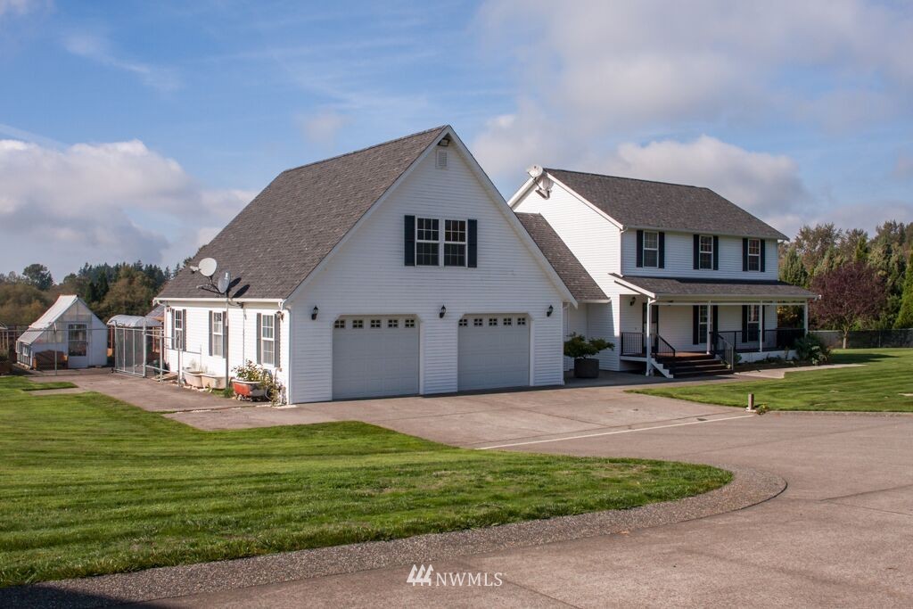 3541 Aldergrove Road Ferndale, WA 98248 - Photo 2 of 23