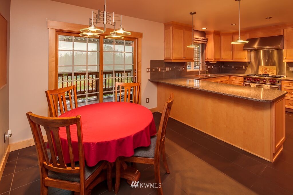 3541 Aldergrove Road Ferndale, WA 98248 - Photo 13 of 23