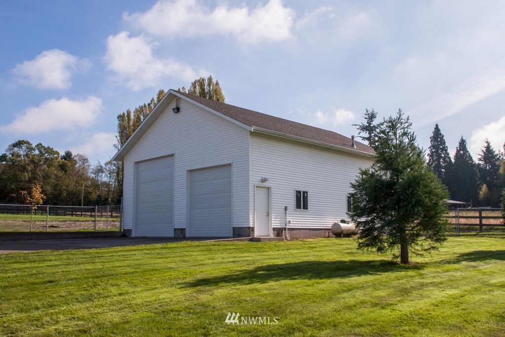 3541 Aldergrove Road Ferndale, WA 98248 - Photo 6 of 23