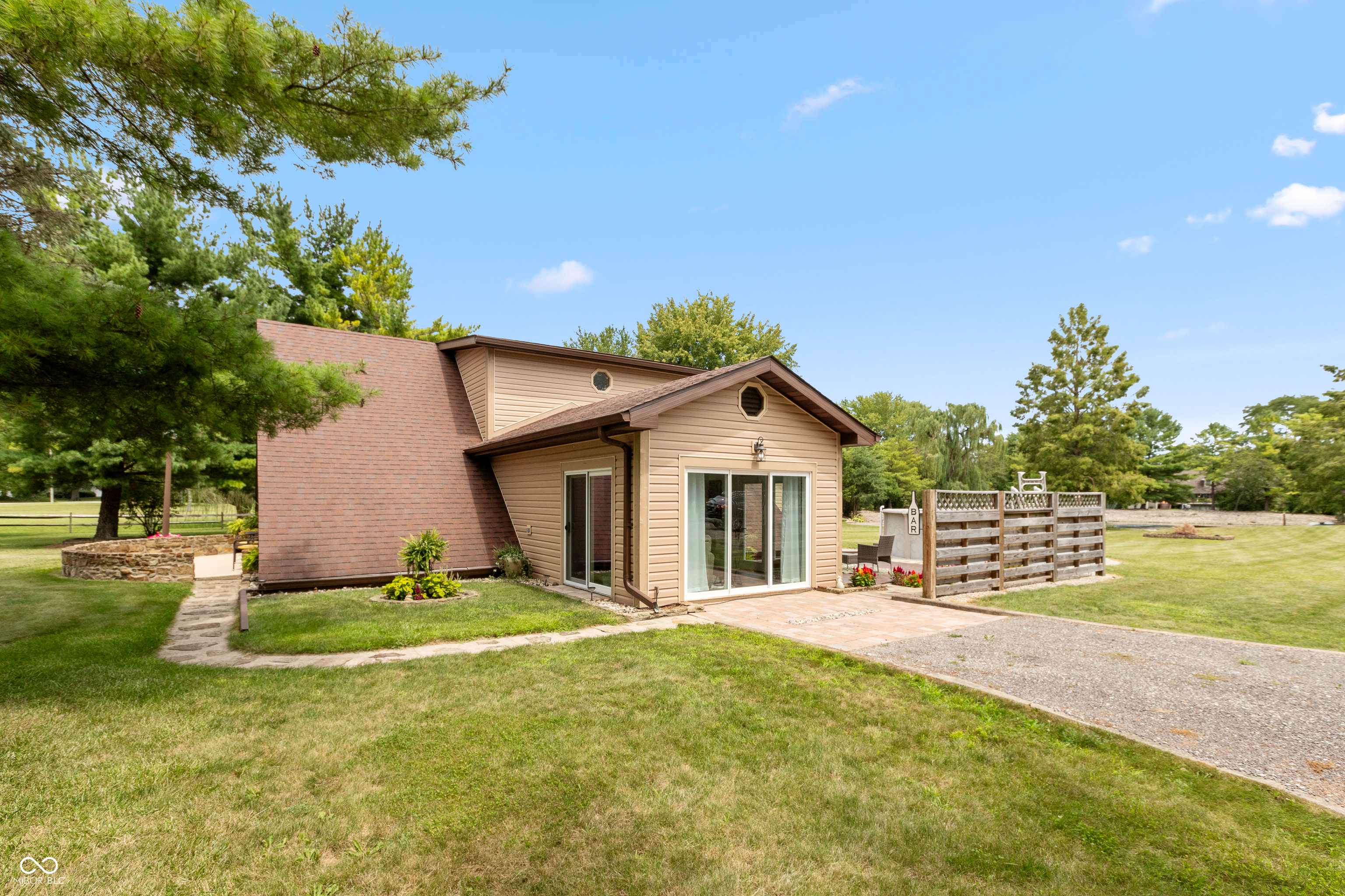 8545 South Franklin Road Indianapolis, IN 46259 - Photo 24 of 37 Gallery Image 24