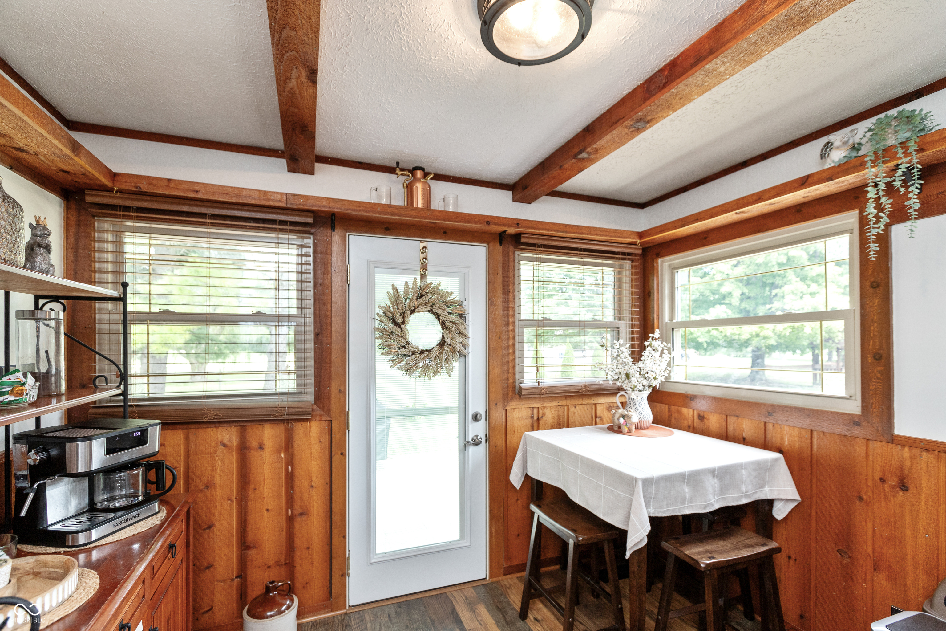 8545 South Franklin Road Indianapolis, IN 46259 - Photo 7 of 37 Gallery Image 7