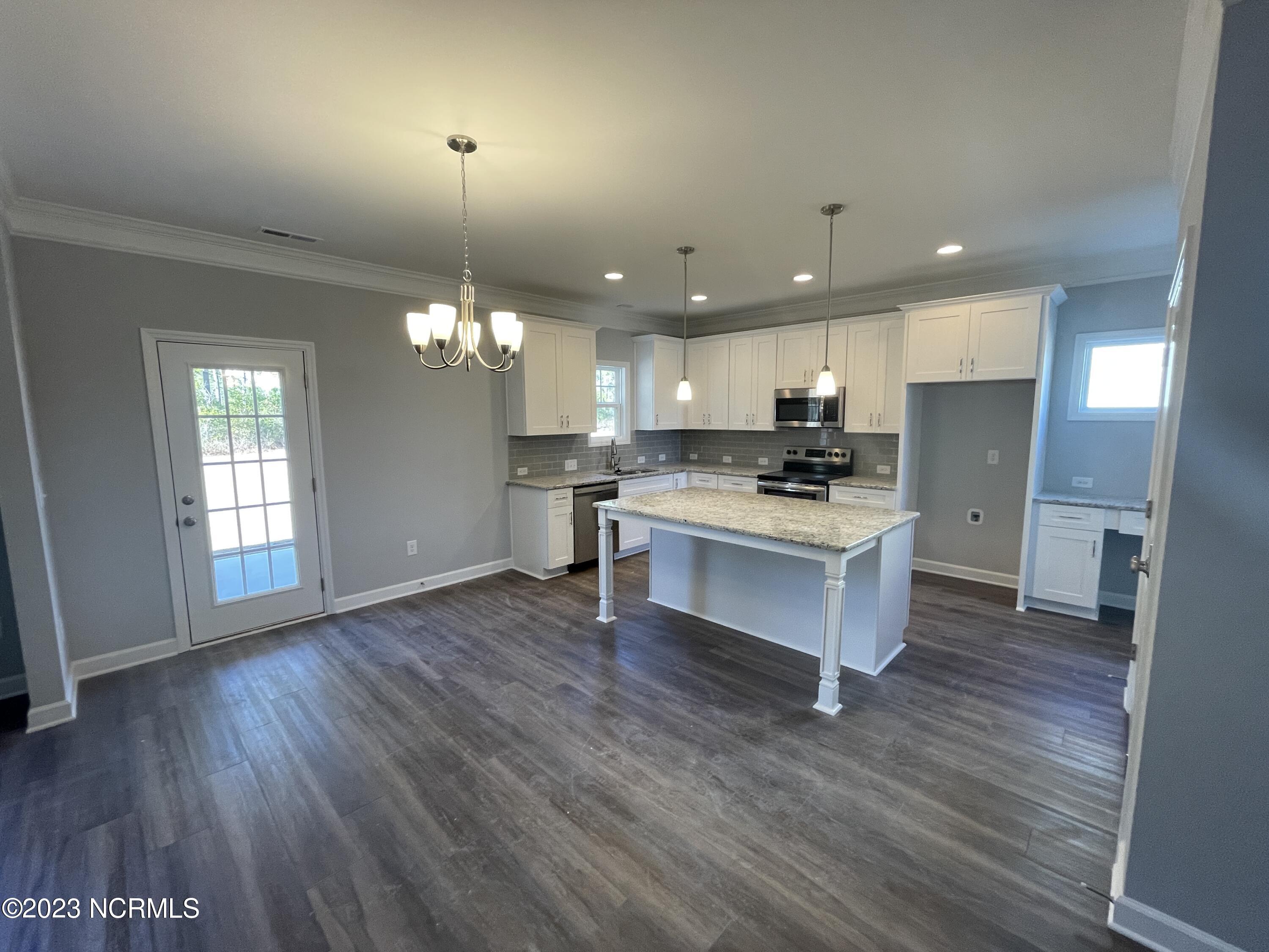 584 Transom Way Holly Ridge, NC 28445 - Photo 3 of 25 IMG_1474-preview