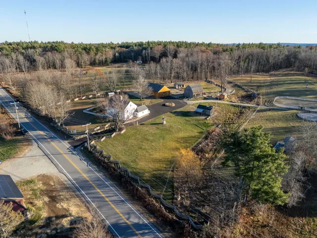 $1,400,000 | 392 High Street, Candia, NH 03034