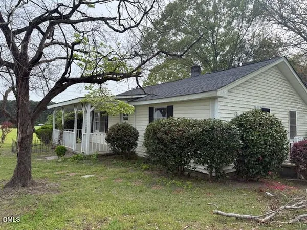 $1,650 | 2205 Stewart Street, Fuquay-Varina, NC 27526