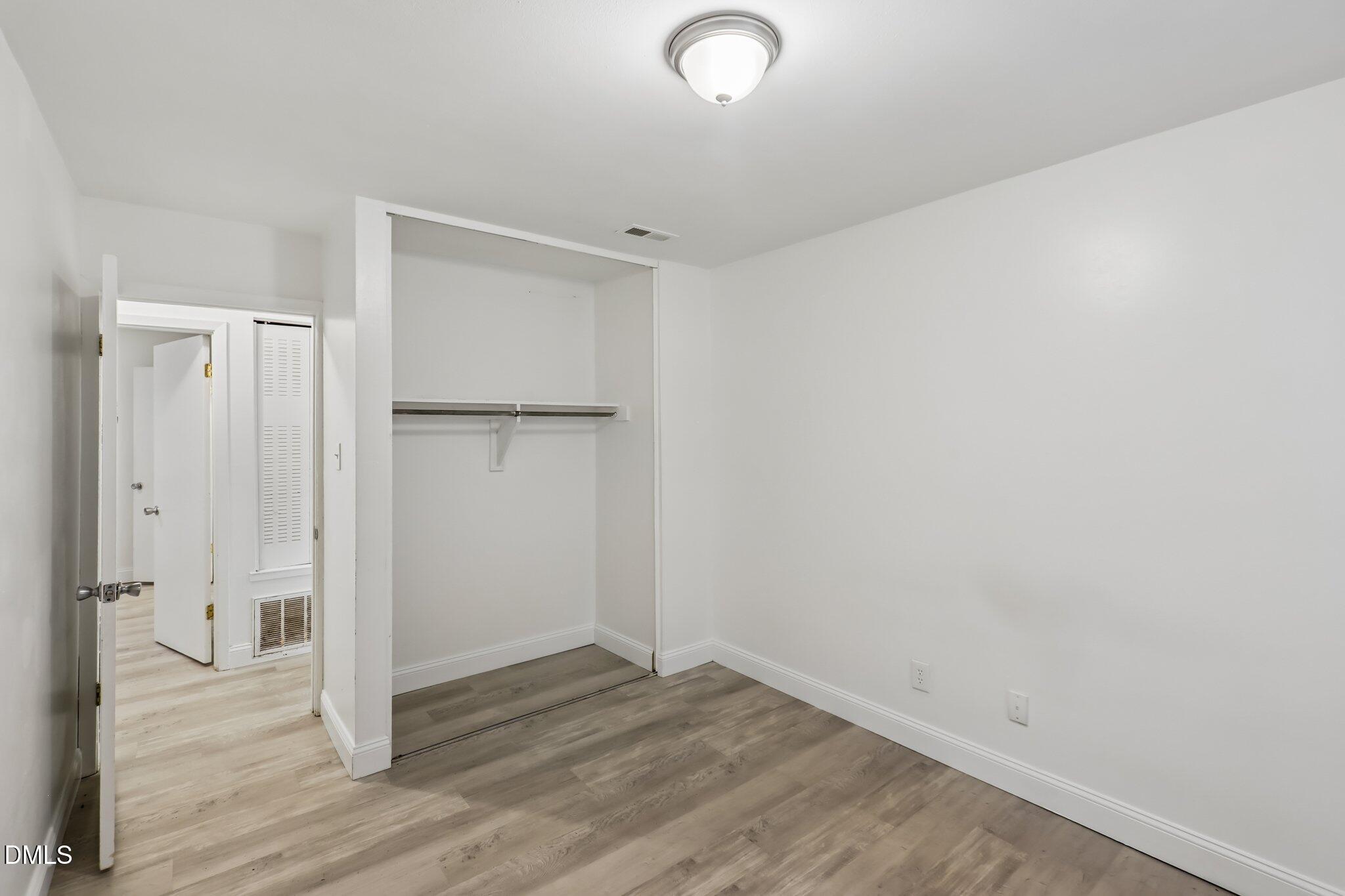 404 Lynn Road Durham, NC 27703 - Photo 15 of 22 14-web-or-mls-Lynn Rd-S0410-014