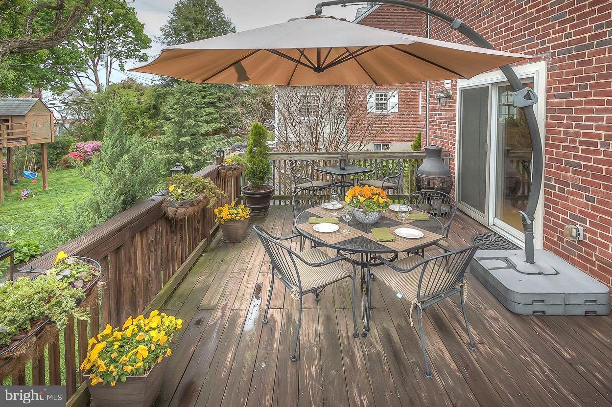 505 Sussex Road Towson, MD 21286 - Photo 29 of 30 a view of a chairs and table on the wooden floor