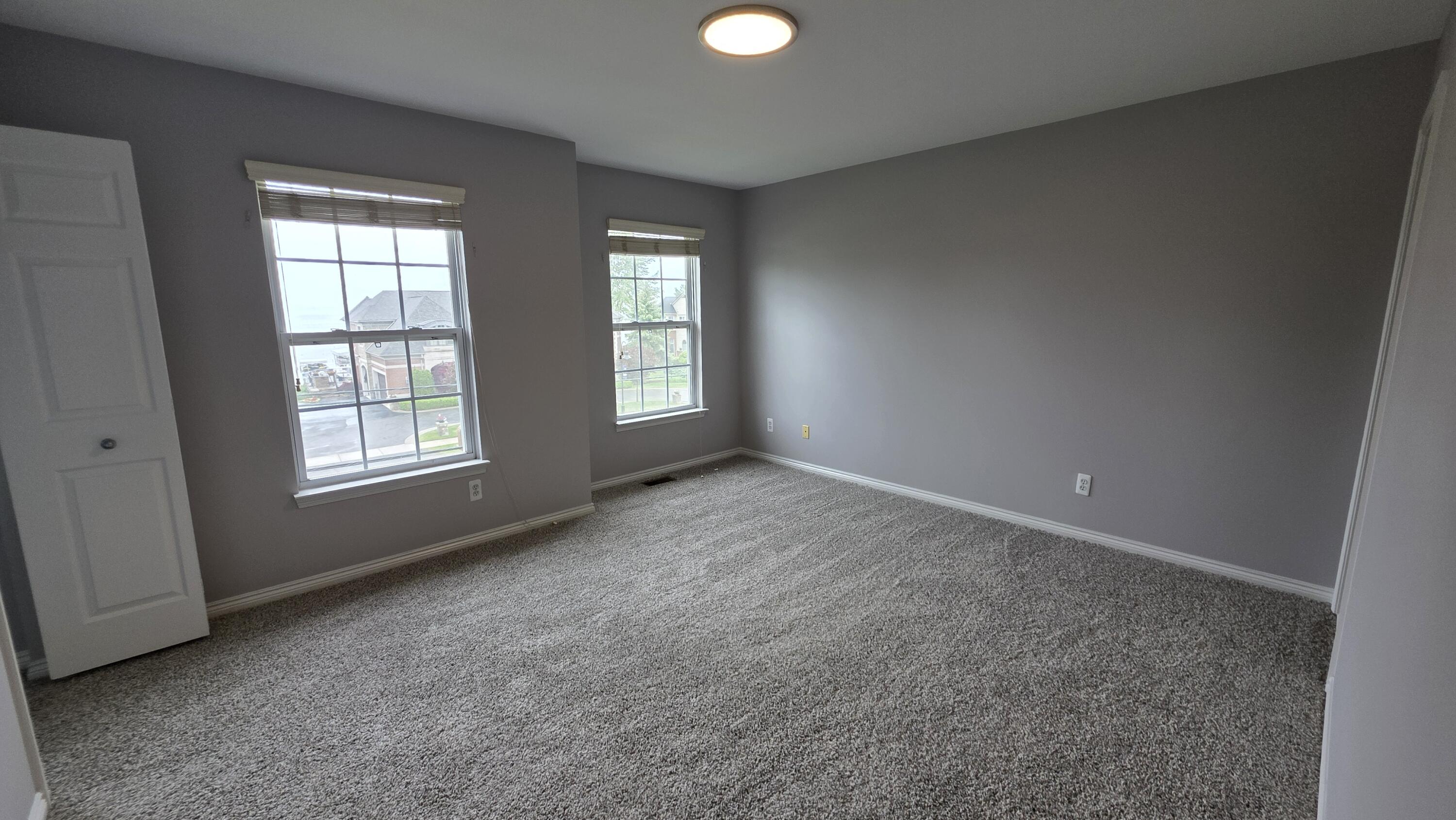 1563 Cass Lake Road Keego Harbor, MI 48320 - Photo 17 of 23 primary suite