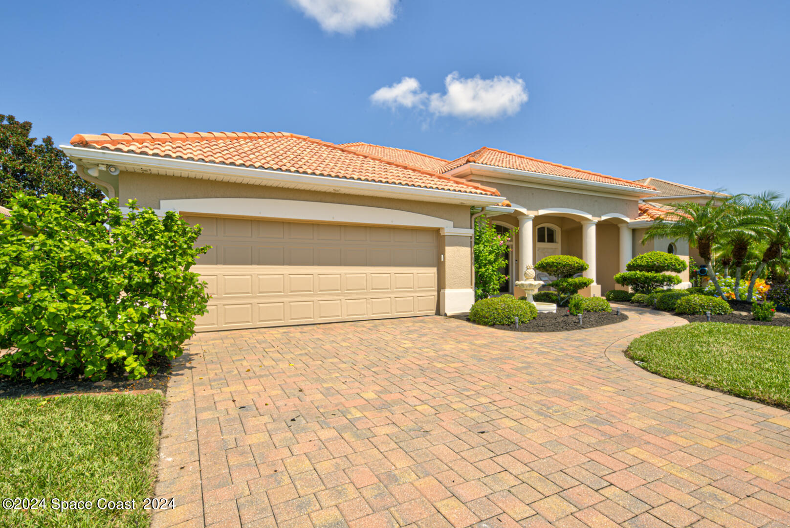 4070 Stoney Point Road Melbourne, FL 32940 - Photo 3 of 75 front of house left