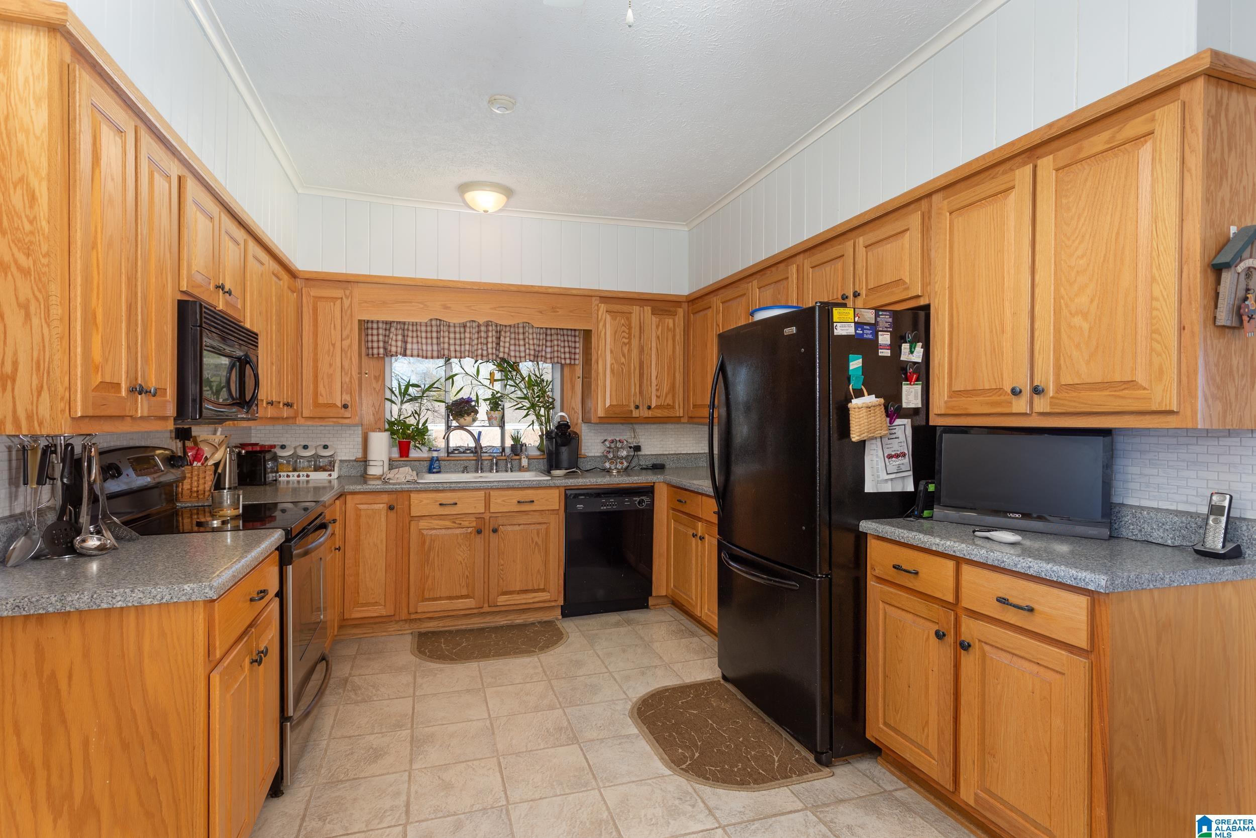 61 Chestnut Street Lincoln, AL 35096 - Photo 19 of 45