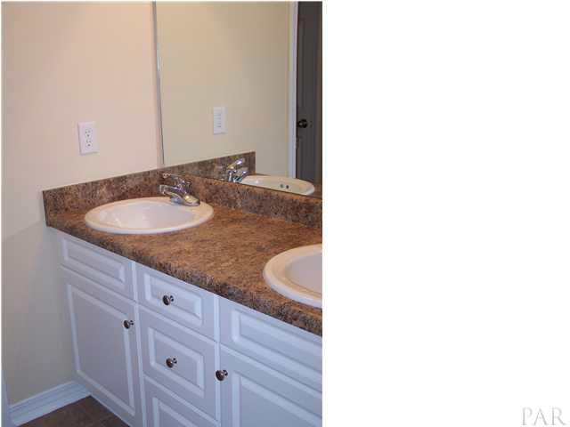 3978 Floridatown Road Pace, FL 32571 - Photo 8 of 12 MASTER BATHROOM WITH GARDEN TUB