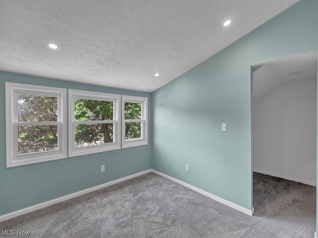 5800 Highland Road Cleveland, OH 44143 - Photo 16 of 25