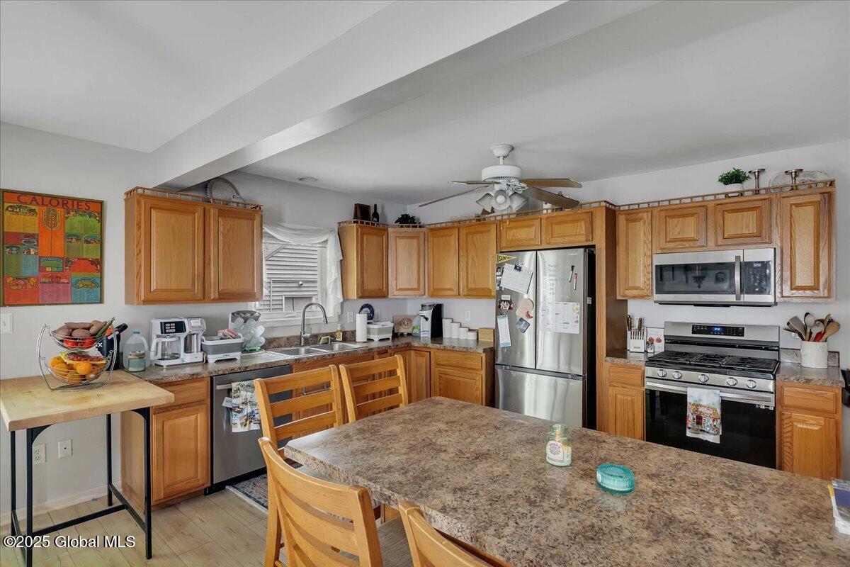 143 Manchester Road Schenectady, NY 12304 - Photo 12 of 39 13-IMG_4083