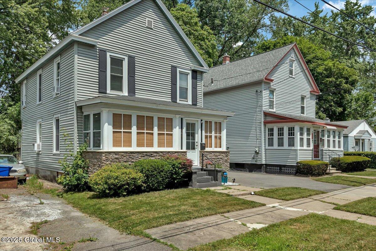 143 Manchester Road Schenectady, NY 12304 - Photo 2 of 39 33-IMG_3969