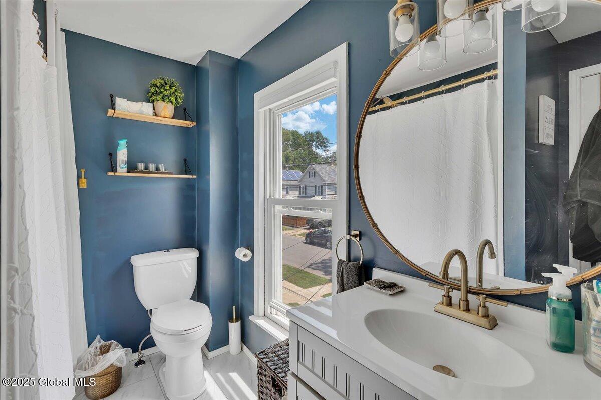143 Manchester Road Schenectady, NY 12304 - Photo 22 of 39 23-IMG_4139