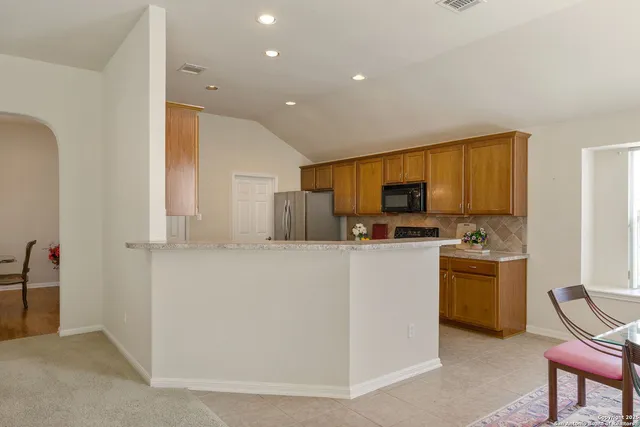 $350,000 | 121 Royal Troon Drive, Cibolo, TX 78108