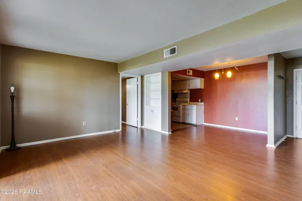 $105,000 | 3121 Johnston Street, Unit 101, Lafayette, LA 70503