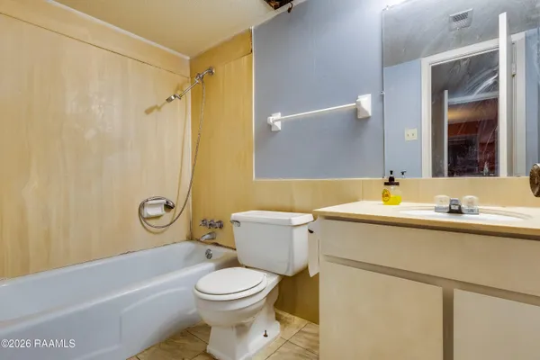 $105,000 | 3121 Johnston Street, Unit 101, Lafayette, LA 70503