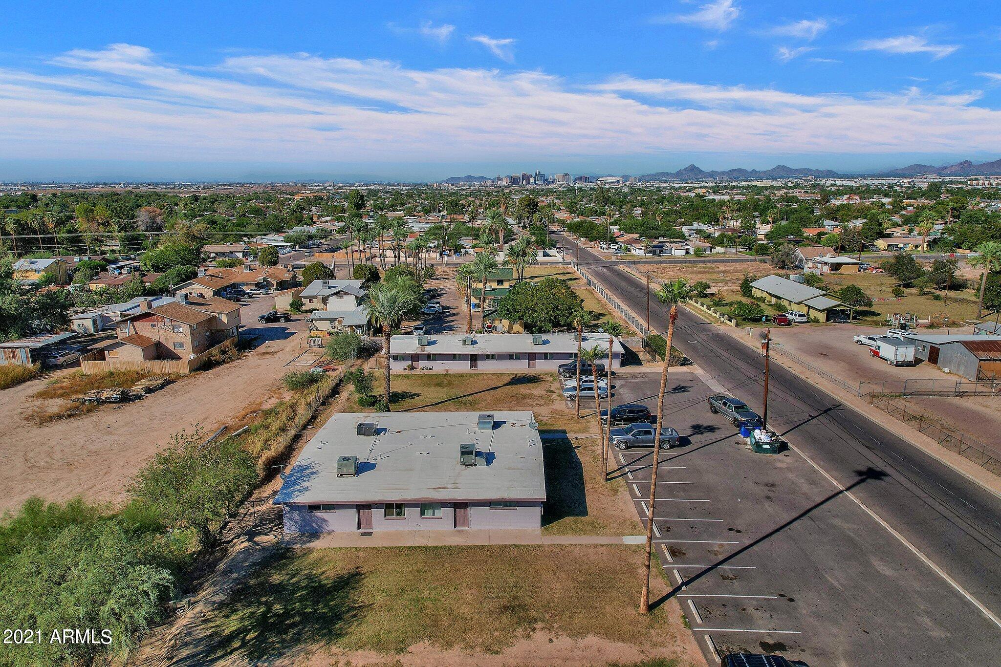 5632 South Montezuma Street Phoenix, AZ 85041 - Photo 43 of 49 43