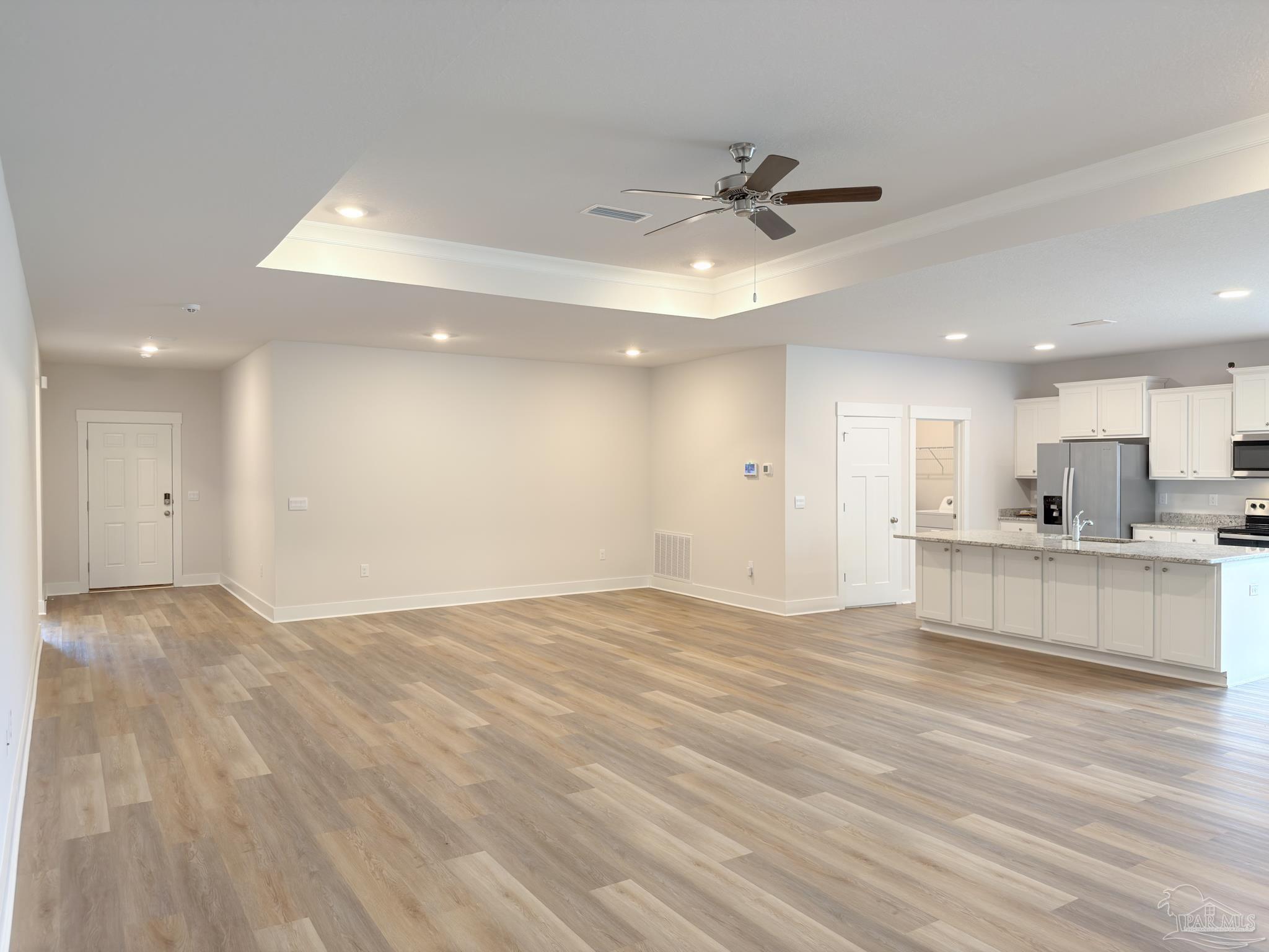 6052 Rutherford Loop Pensacola, FL 32526 - Photo 6 of 39