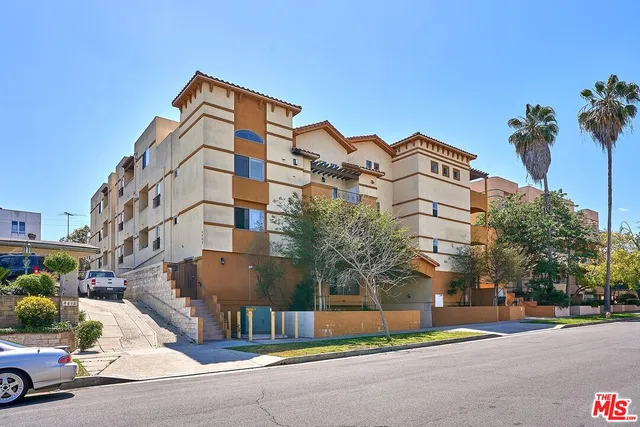 $3,700 | 4822 Elmwood Avenue, Unit 101, Los Angeles, CA 90004