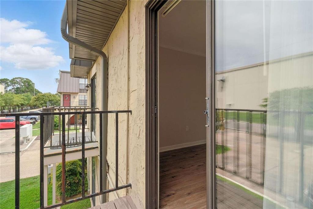 10286 West Winston Avenue, Unit 15 Baton Rouge, LA 70809 - Photo 4 of 28