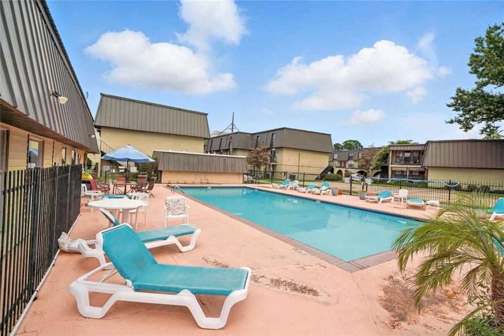 10286 West Winston Avenue, Unit 15 Baton Rouge, LA 70809 - Photo 9 of 28