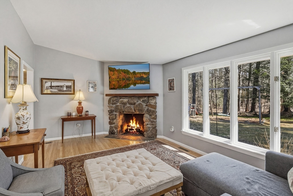 148 Aubinwood Road Amherst, MA 01002 - Photo 12 of 35