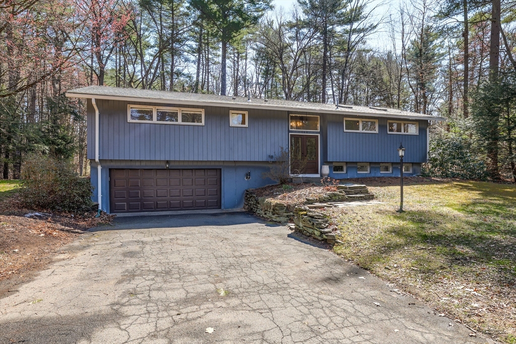 148 Aubinwood Road Amherst, MA 01002 - Photo 2 of 35