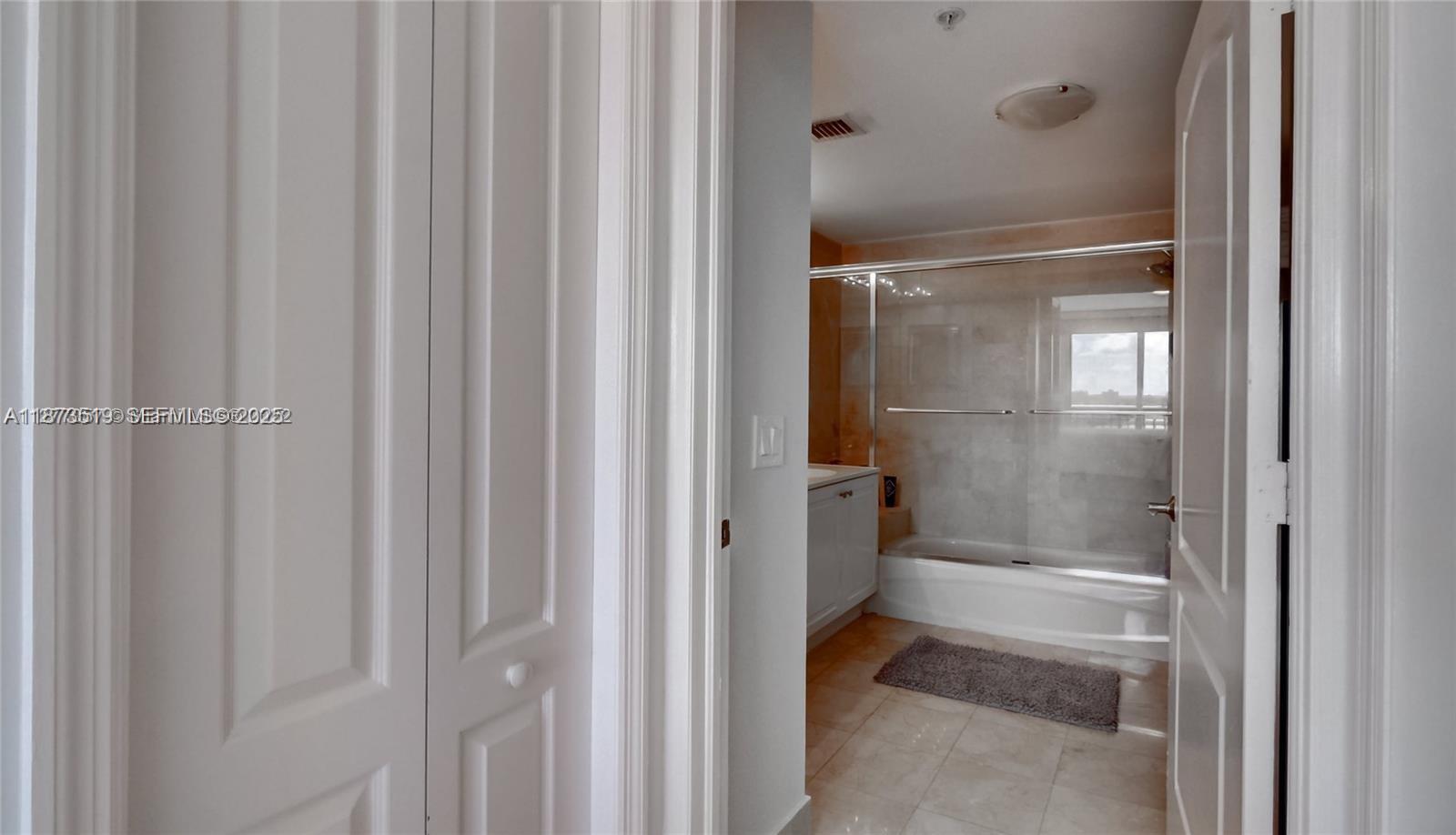 2501 Douglas Road, Unit 601 Miami, FL 33133 - Photo 12 of 31