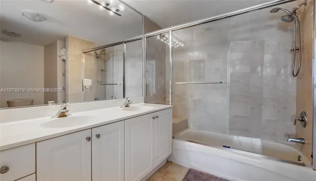 $485,000 | 2501 Douglas Road, Unit 601, Miami, FL 33133