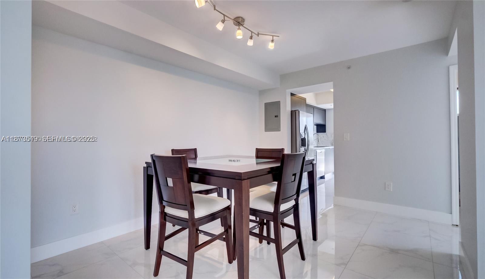 2501 Douglas Road, Unit 601 Miami, FL 33133 - Photo 15 of 31