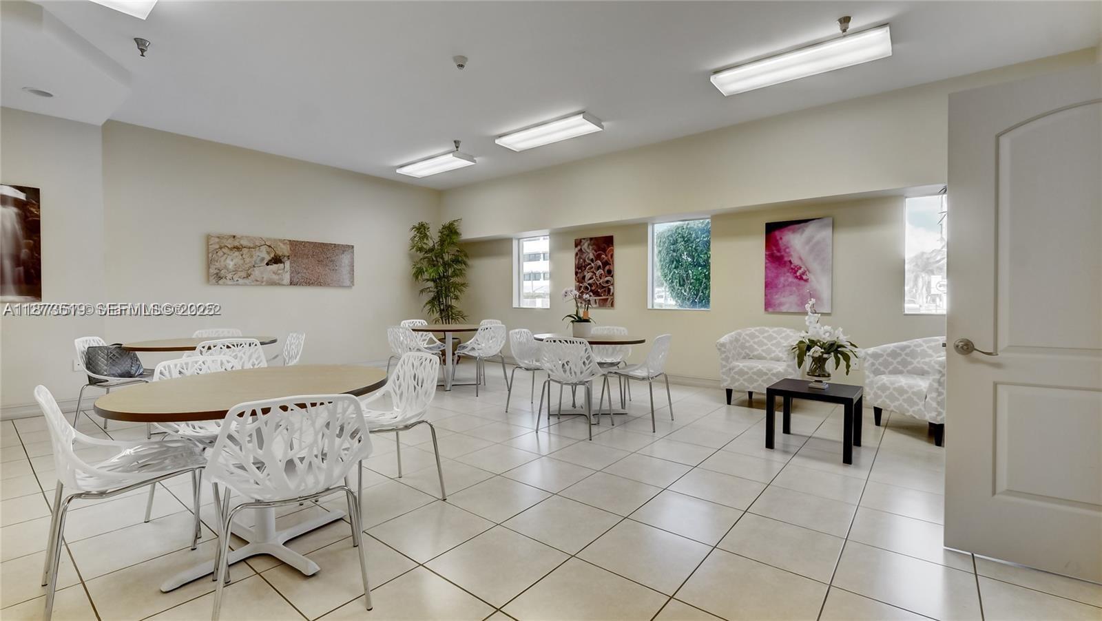 2501 Douglas Road, Unit 601 Miami, FL 33133 - Photo 23 of 31