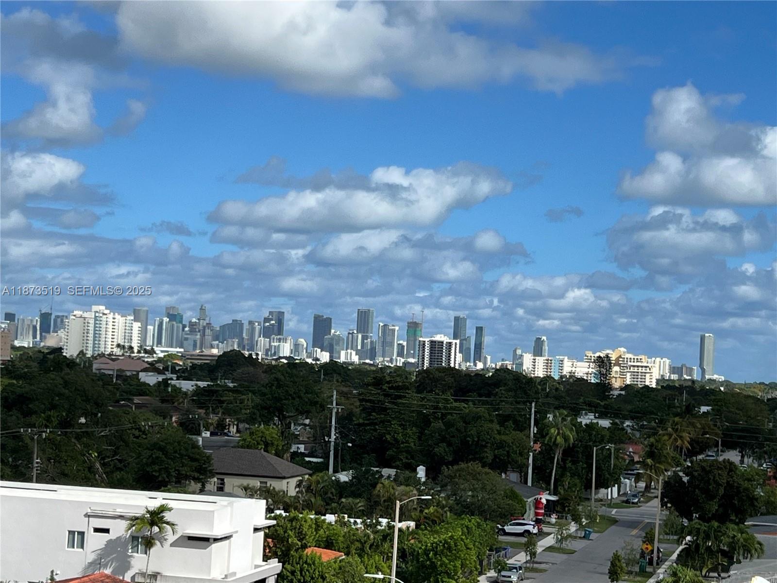 2501 Douglas Road, Unit 601 Miami, FL 33133 - Photo 3 of 31