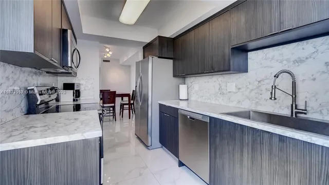 $499,999 | 2501 Douglas Road, Unit 601, Miami, FL 33133