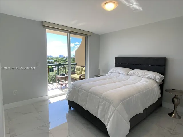 $485,000 | 2501 Douglas Road, Unit 601, Miami, FL 33133