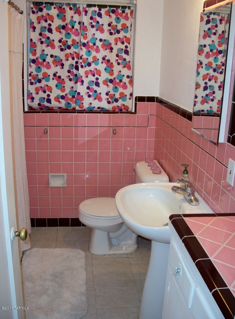 528 South Country Club Road Tucson, AZ 85716 - Photo 29 of 36